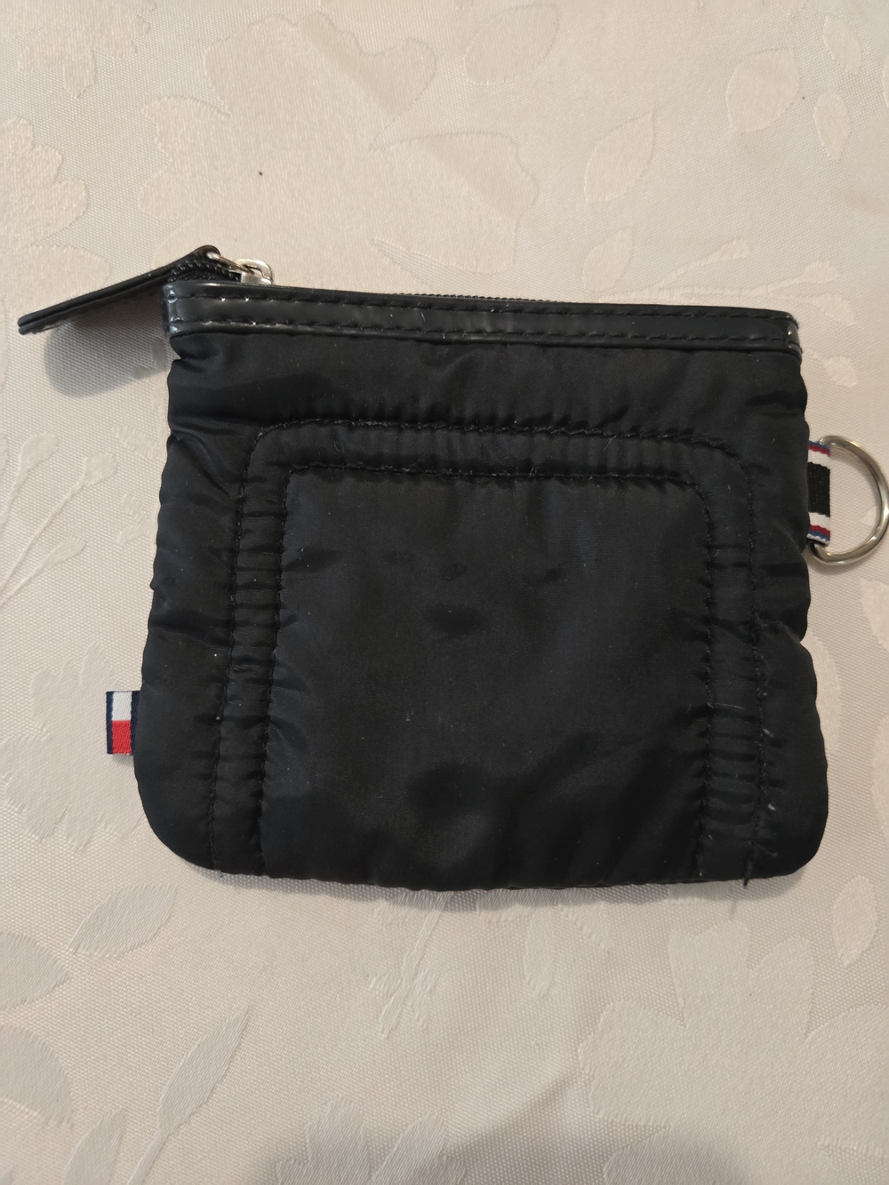 Tommy Hilfiger-Black Quilted Coin Pouch with Tricolor Flag Detail
